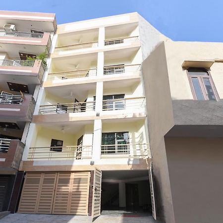 Hotel O Club Residency New Delhi Bagian luar foto